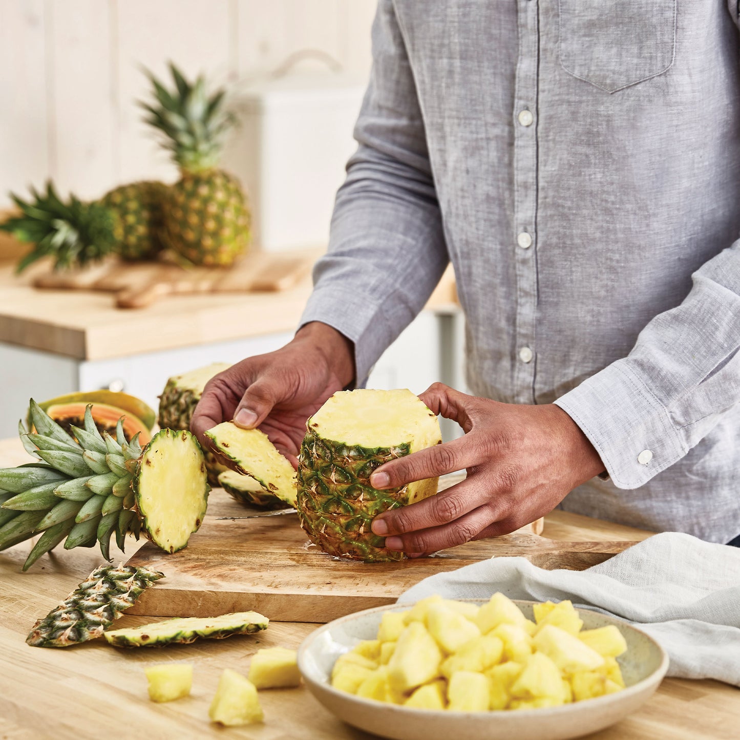 KENWOOD Glass Blender 1000W Power Blender Smoothie Blender/Smoothie Maker 1.5L with 2 Grinder Mills, Chopper Mill, Ice Crush Function BLM45.880SS Black/Silver