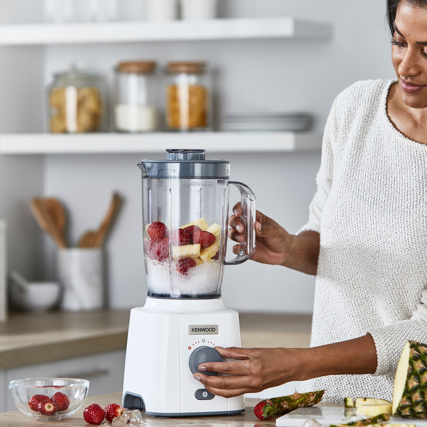 Kenwood Blender 650W Smoothie Blender/Smoothie Maker Blend-X Fresh 1.5L With Extra Blender Jar, Grinder Mill, Grater Mill, Ice Crush Function Blp41.H0Wh White