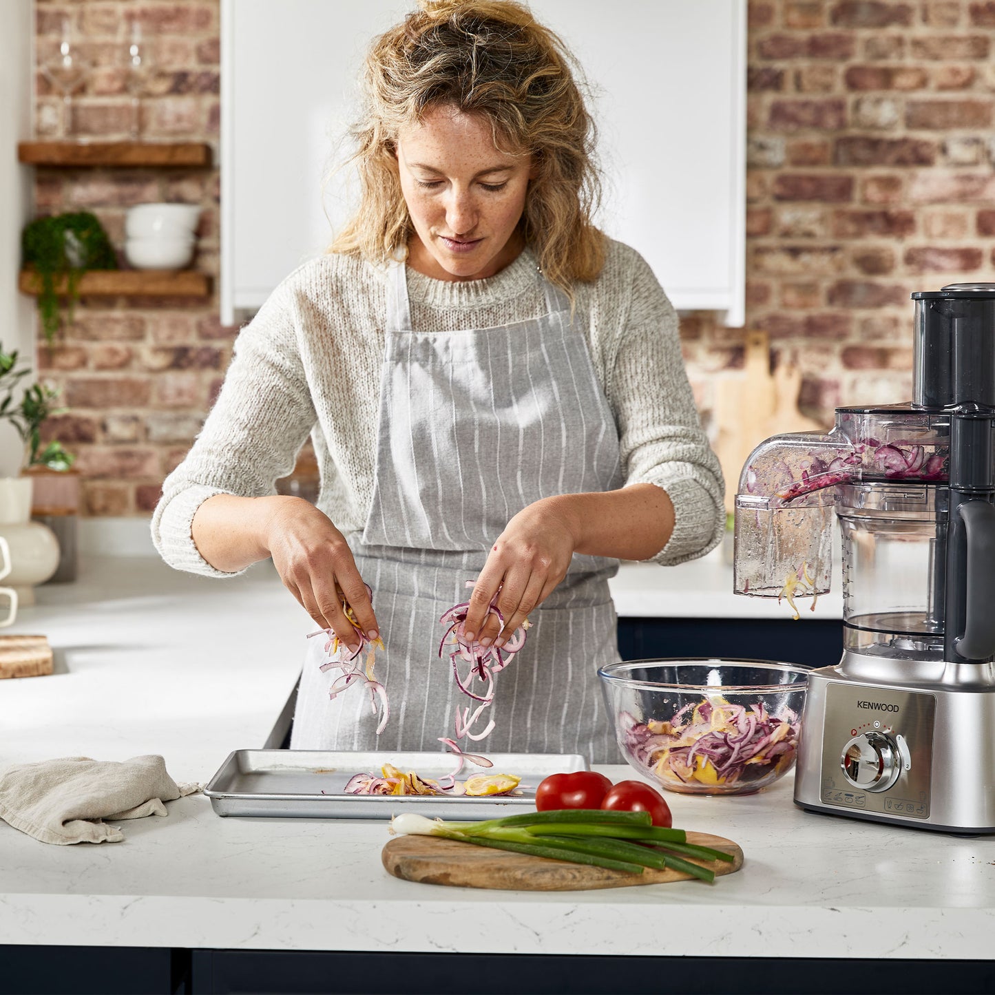 Kenwood Food Processor 1000W Multi-Functional With 3 Stainless Steel Disks, Blender, Grinder Mill, Juicer Extractor, Whisk, Dough Maker, Citrus Juicer, Express Serve/Salad Maker FDP65.880SI Silver