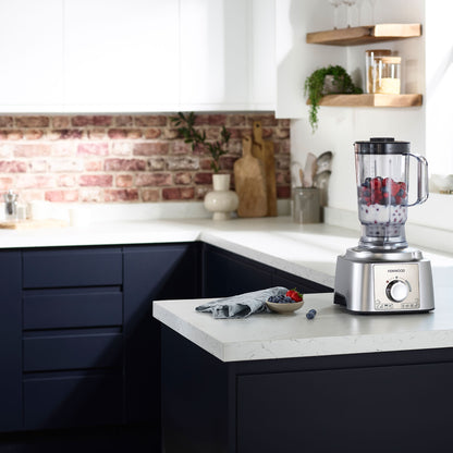 Kenwood Food Processor 1000W Multi-Functional With 3 Stainless Steel Disks, Blender, Grinder Mill, Juicer Extractor, Whisk, Dough Maker, Citrus Juicer, Express Serve/Salad Maker FDP65.880SI Silver