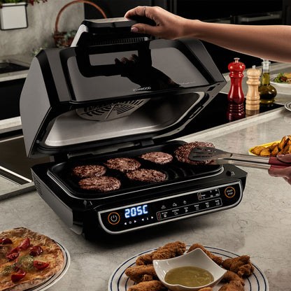 KENWOOD Grill AirFryer 2-in-1 (Air Fryer + Grill) with XXXL 8L Basket, 4 Grill Levels, 8 Preset Functions - Grill, Air Crisp, Roast, Bake, Pizza, Reheat, Dehydrate & Manual Function GHF40.000BK Black