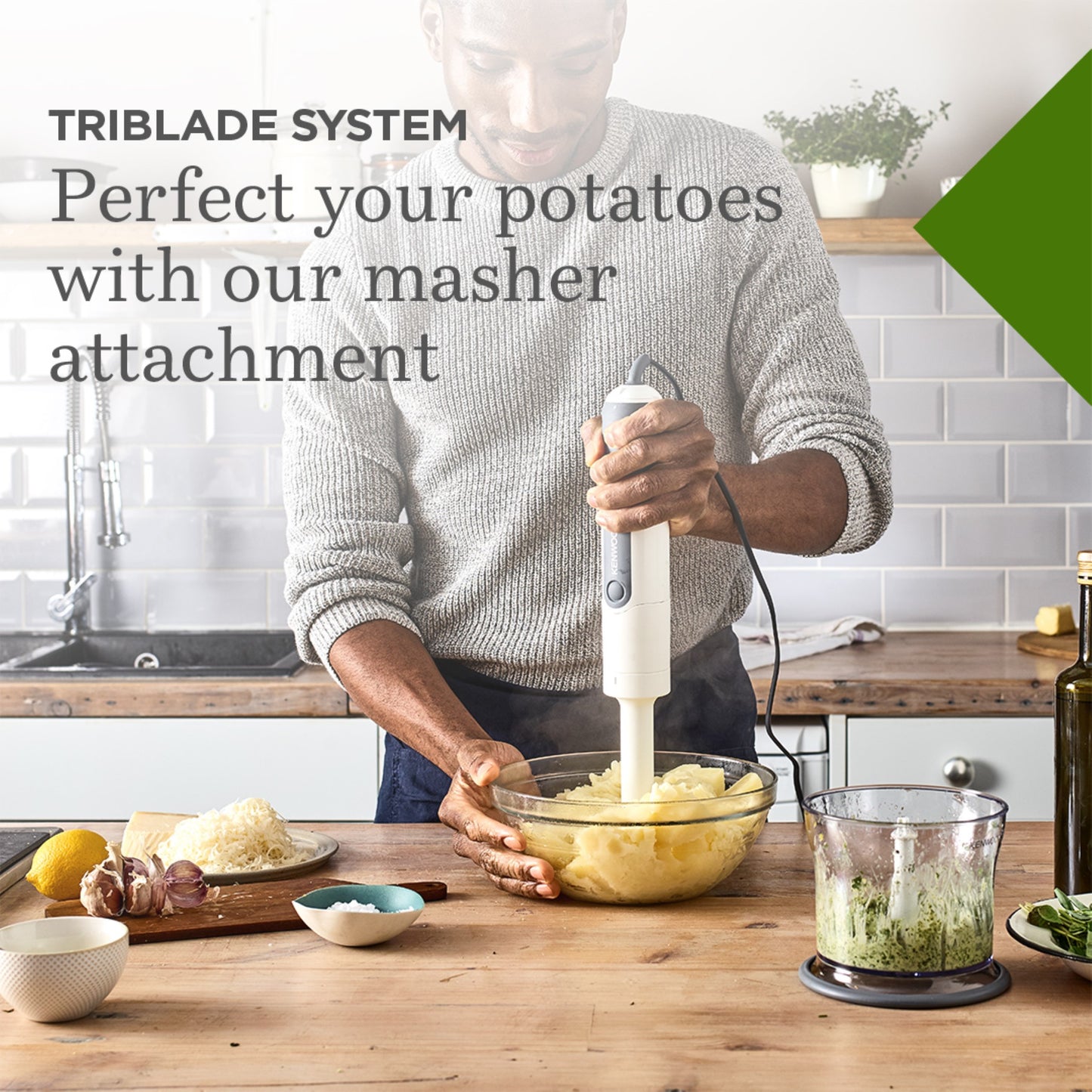 Kenwood Hand Blender 800W With 500Ml Chopper, 750Ml Beaker, Whisk, Puree/Masher, Soup XL, Stainless Steel Wand, Triblade Technology Hdp406Wh White/Grey