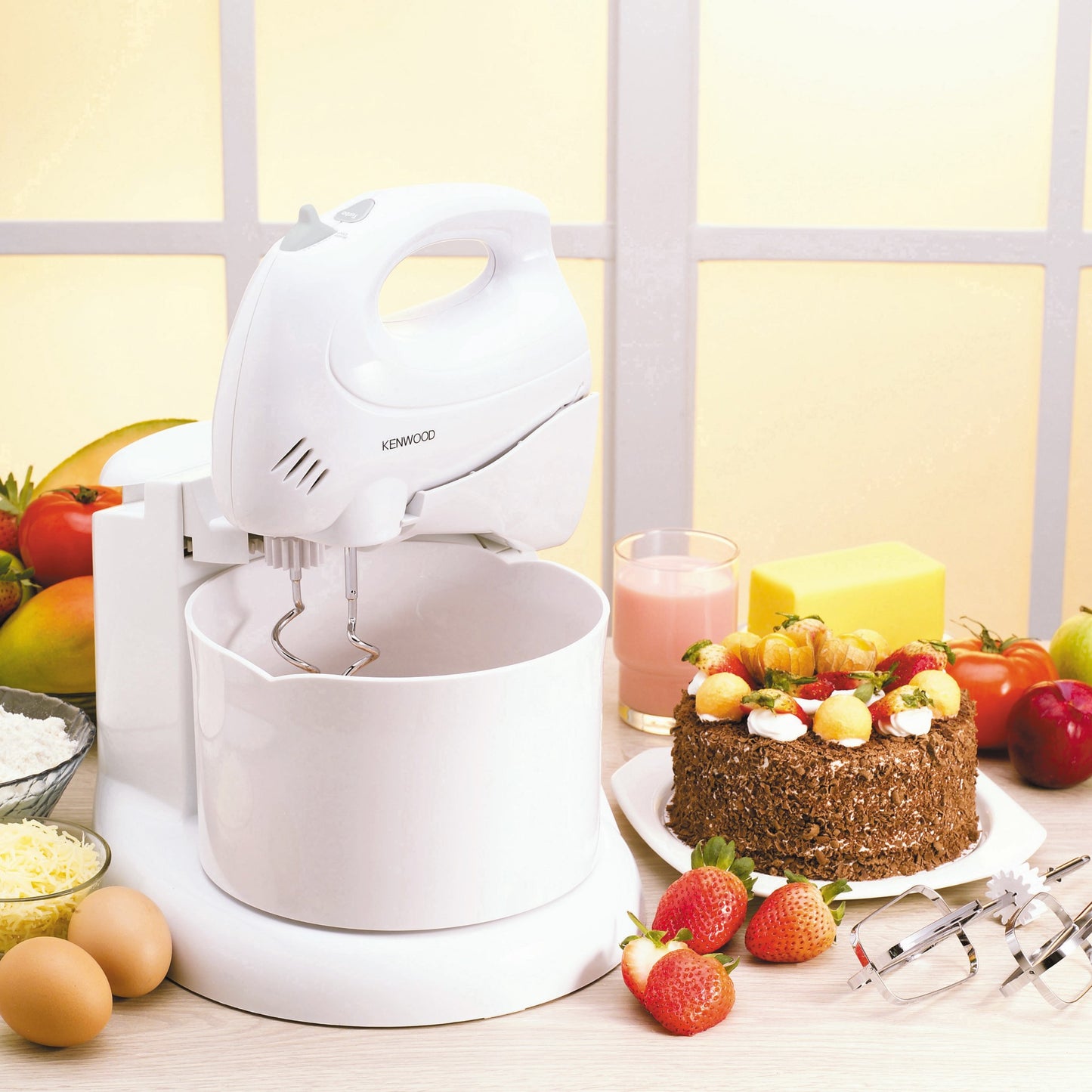 KENWOOD Stand Mixer Hand Mixer (Electric Whisk) 250W with 2.7L Rotary Bowl, 6 Speeds + Turbo Button, Twin Stainless Steel Kneader and Beater for Mixing, Whipping, Whisking, Kneading HM430 White