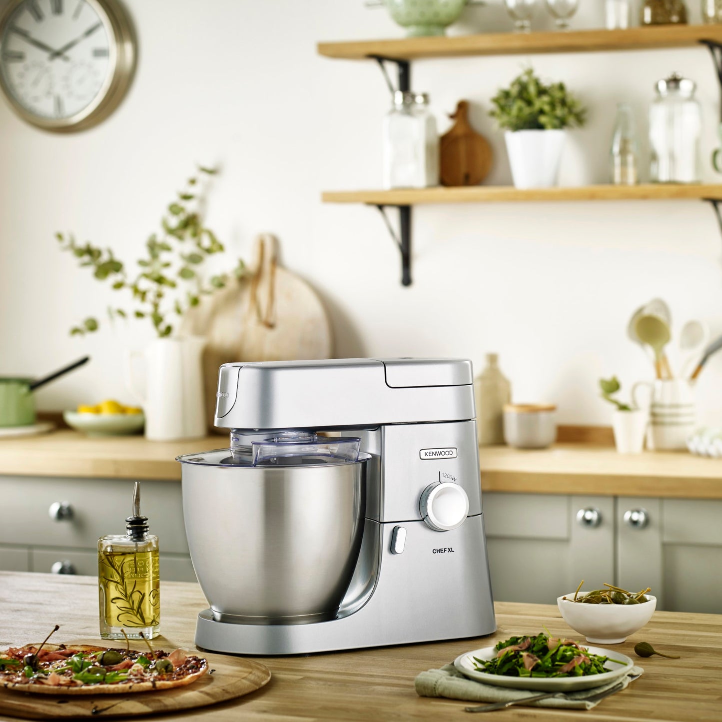 KENWOOD Stand Mixer Kitchen Machine Metal Body CHEF XL 1200W with 6.7L Stainless Steel Bowl, K-Beater, Whisk, Dough Hook, Glass Blender, Meat Grinder, Multi Mill KVL4230S Silver