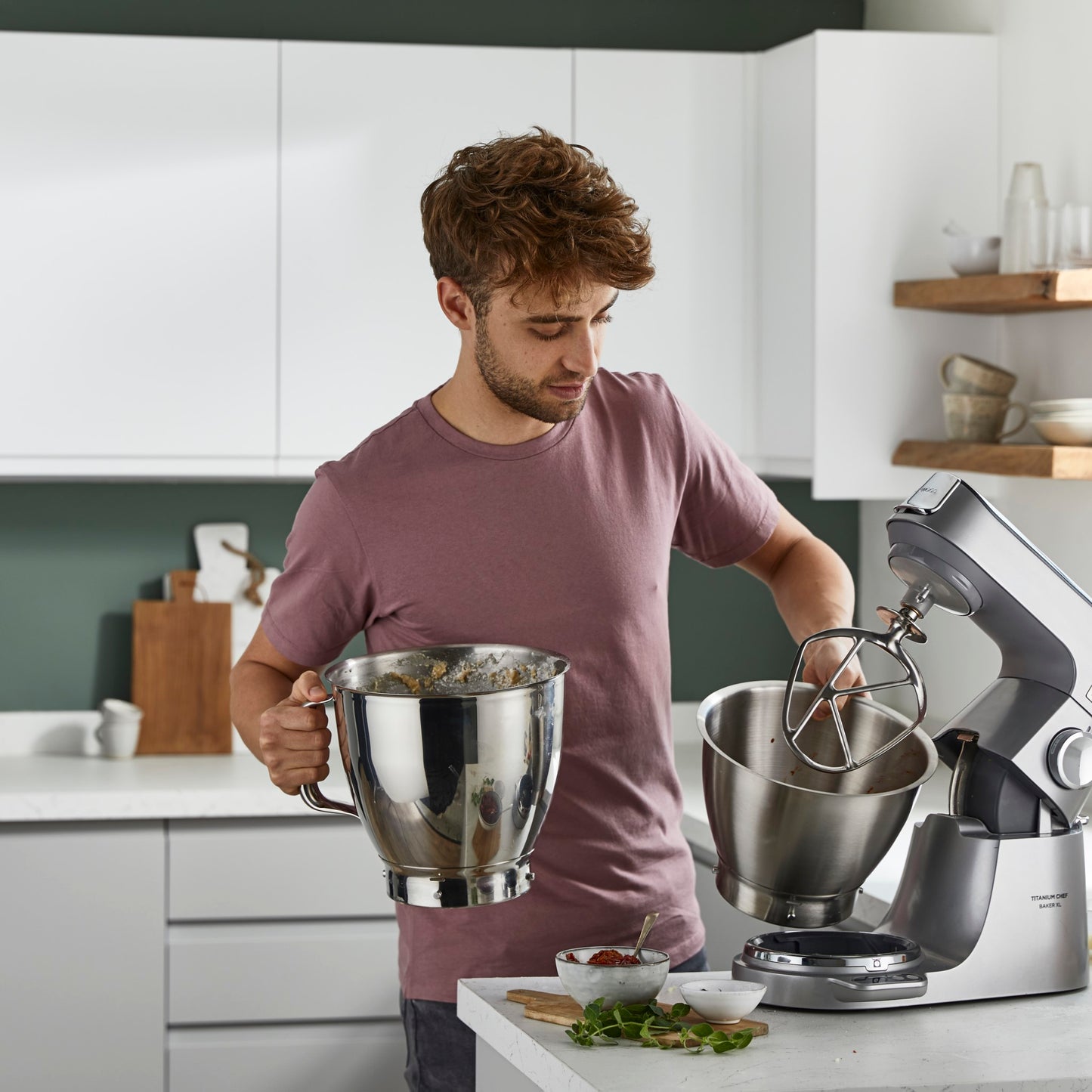 KENWOOD Metal Body Kitchen Machine TITANIUM CHEF BAKER XL with Built-in Weighing Scale, DuoBowl, 4 Tools, Glass Blender, Meat Grinder, Food Processor, Citrus Juicer, Multi Mill KVL85.704SI Silver