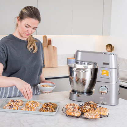 KENWOOD Stand Mixer Metal Body Kitchen Machine TITANIUM CHEF PATISSIER XL with Warming Function, Built-in Weighing Scale, DuoBowl, 4 Tools, Glass Blender, Meat Grinder, Multi Mill KWL90.344SI Silver