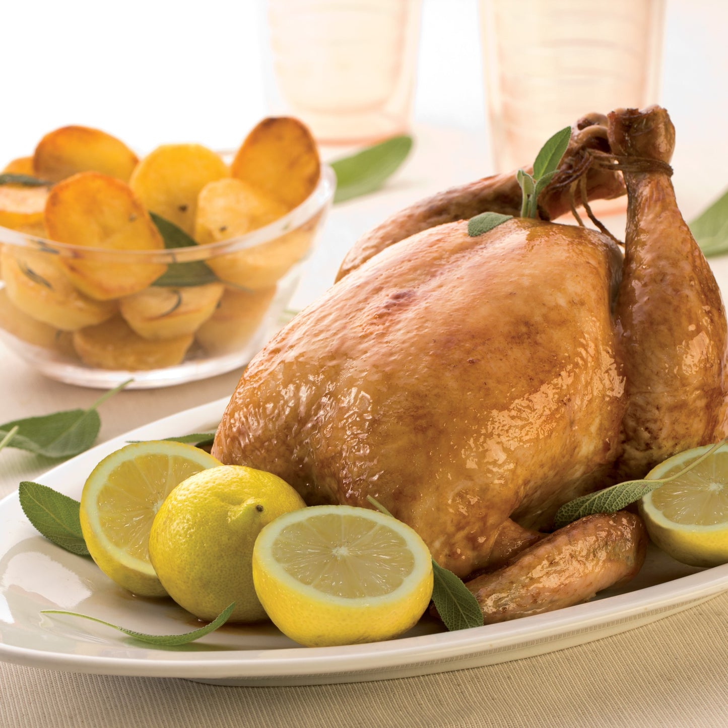 Kenwood 56L Toaster Oven Oven Toaster Grill Large Capacity Double Glass Door Multifunctional With Rotisserie And Convection Function For Grilling, Silver, Stainless Steal, MOM56.000SS