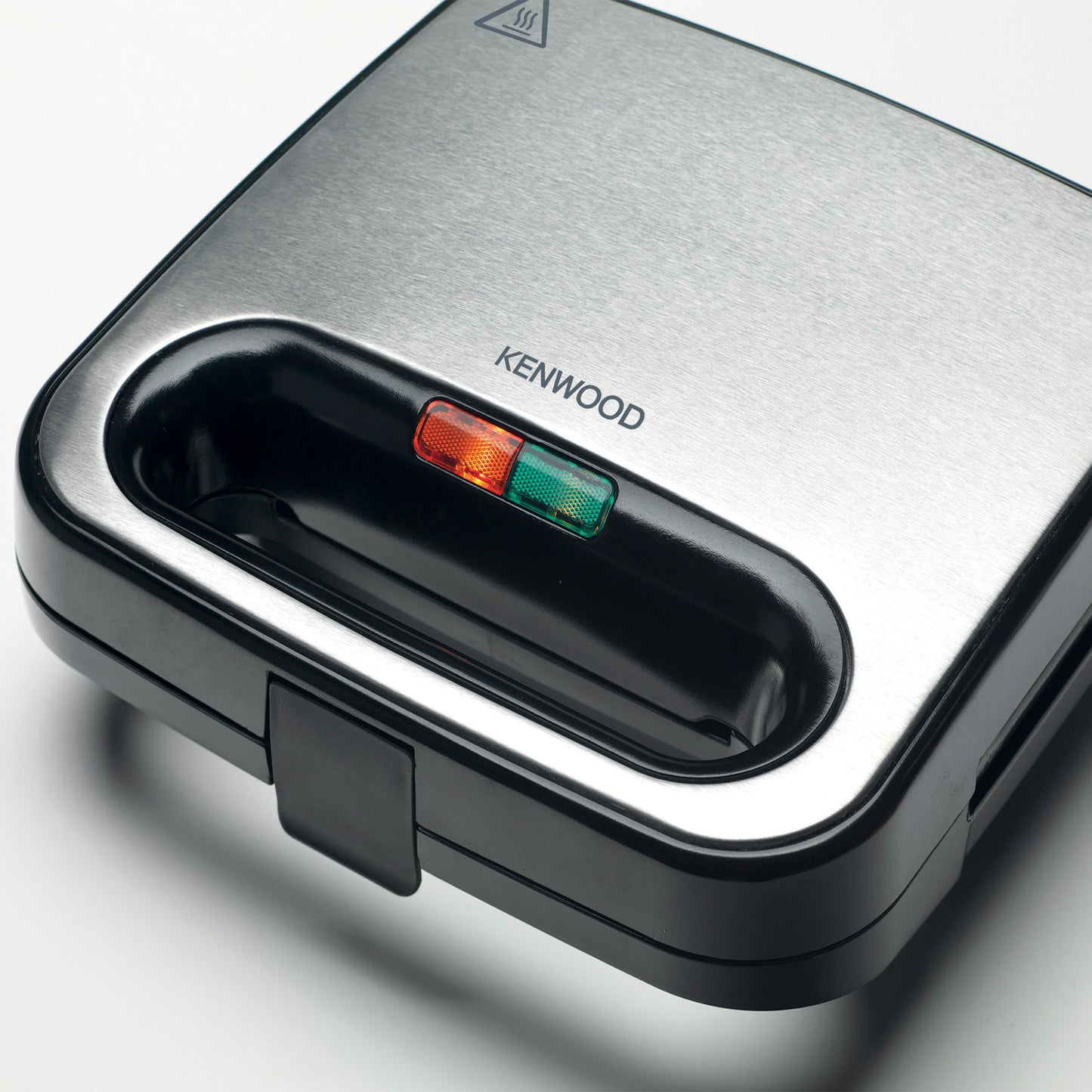 KENWOOD Sandwich Maker with Non Stick Fixed Griddle Plates for Toasties, Grills, Sandwiches SMM00.000SI Black/Silver