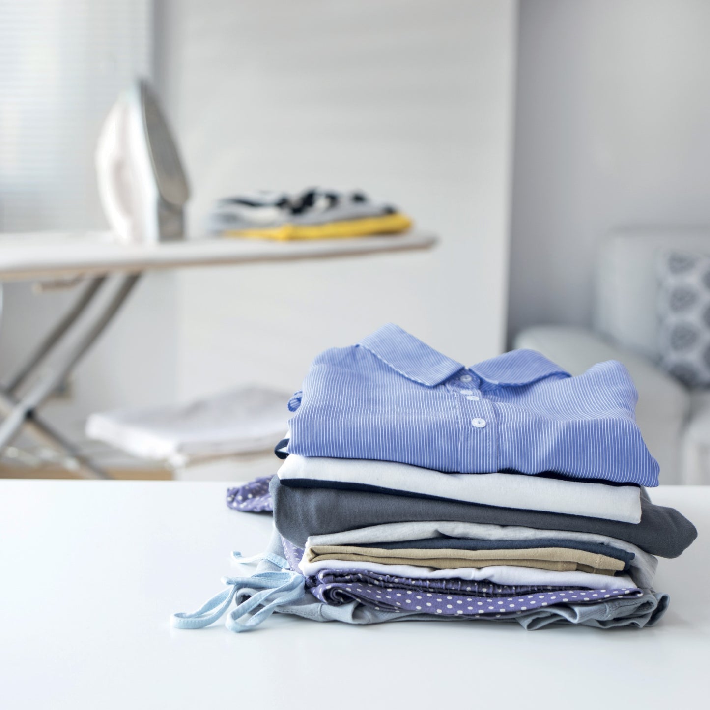 Kenwood Steam Iron 2000Watts, 250Ml Capacity, Non Stick Sole Plate, Power 18/120G, Purple Stp40.000Wp